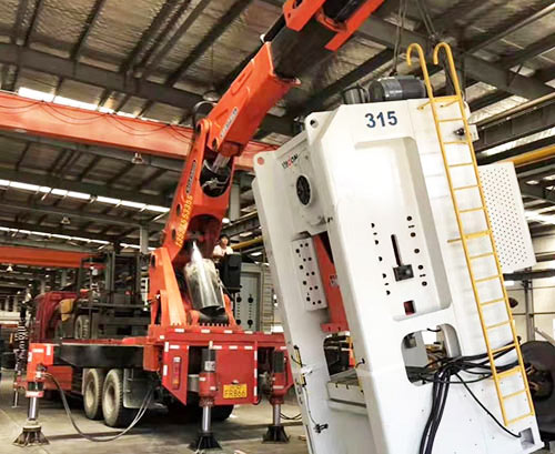 宣恩提升工作效率，选择优质折臂吊租赁服务